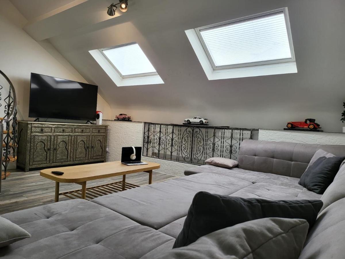 Ferienwohnung Duplex Elegant Situe A 1Min De La Gare Du Nord Brüssel Exterior foto
