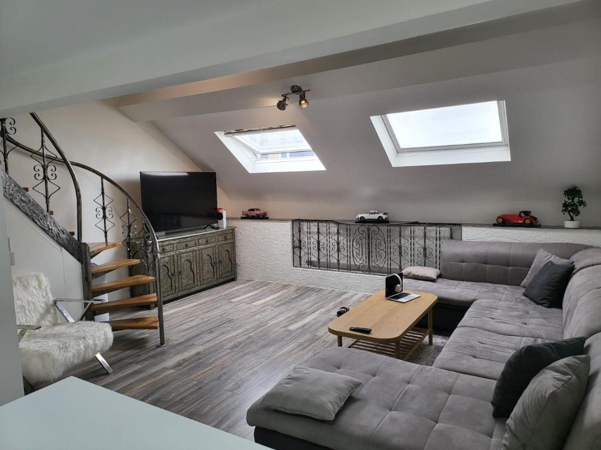 Ferienwohnung Duplex Elegant Situe A 1Min De La Gare Du Nord Brüssel Exterior foto