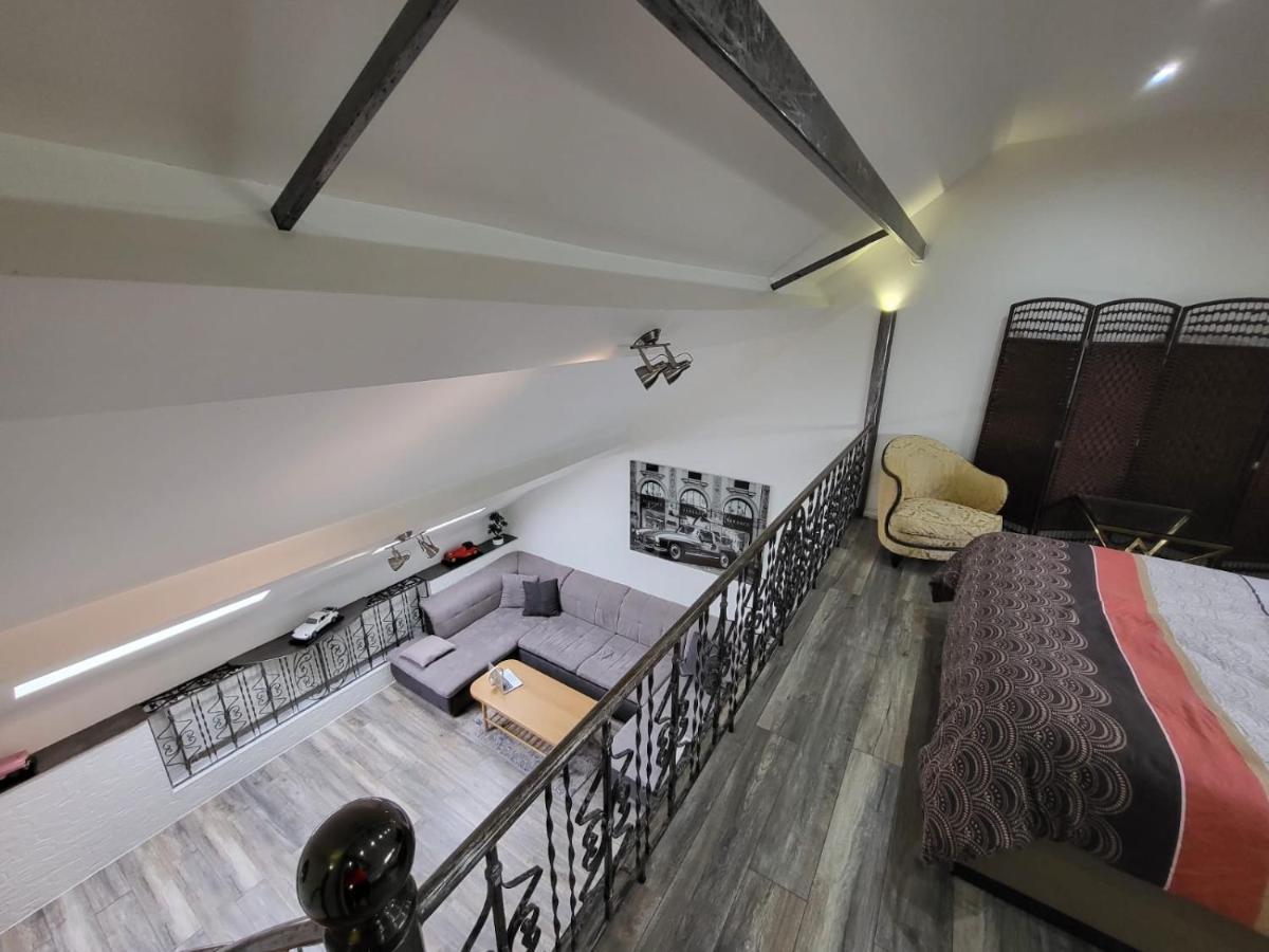 Ferienwohnung Duplex Elegant Situe A 1Min De La Gare Du Nord Brüssel Exterior foto